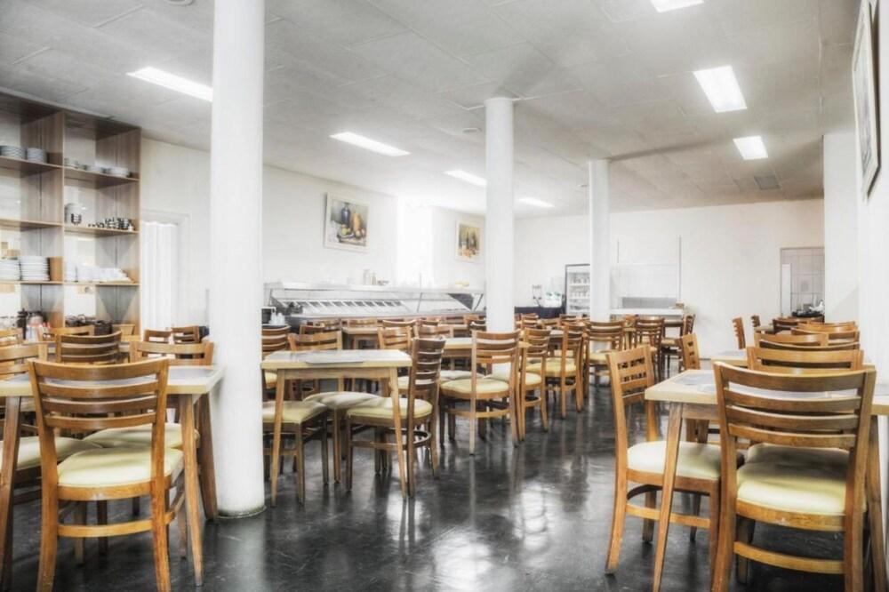 Hotel Dan Inn Pocos De Caldas - A Melhor Localizacao Do Centro By Nacional Inn Buitenkant foto