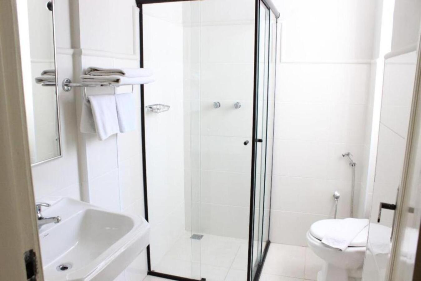 Hotel Dan Inn Pocos De Caldas - A Melhor Localizacao Do Centro By Nacional Inn Buitenkant foto